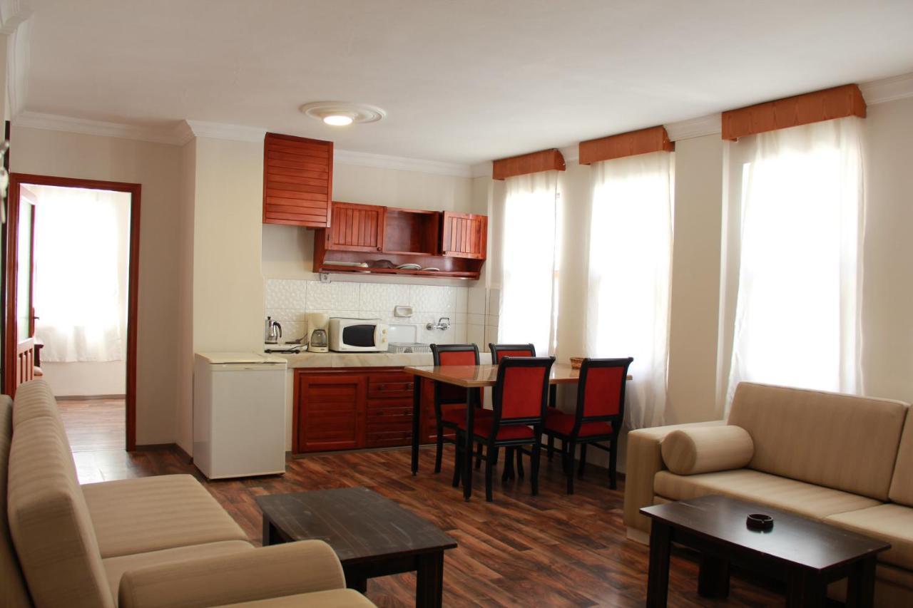 אלאניה Luxor Apartments מראה חיצוני תמונה