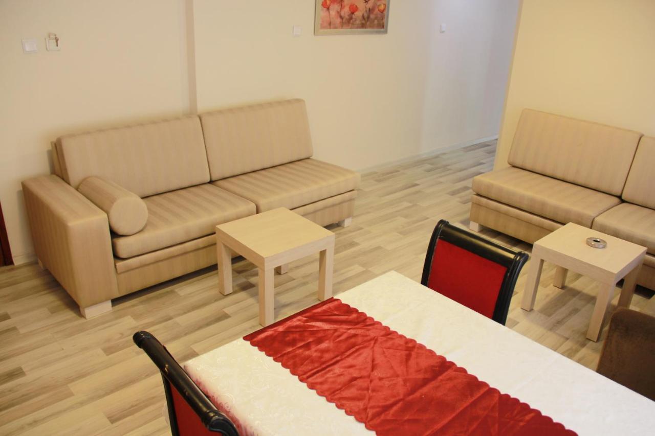 אלאניה Luxor Apartments מראה חיצוני תמונה