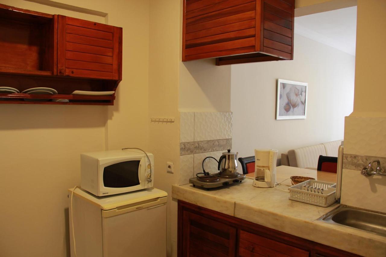 אלאניה Luxor Apartments מראה חיצוני תמונה