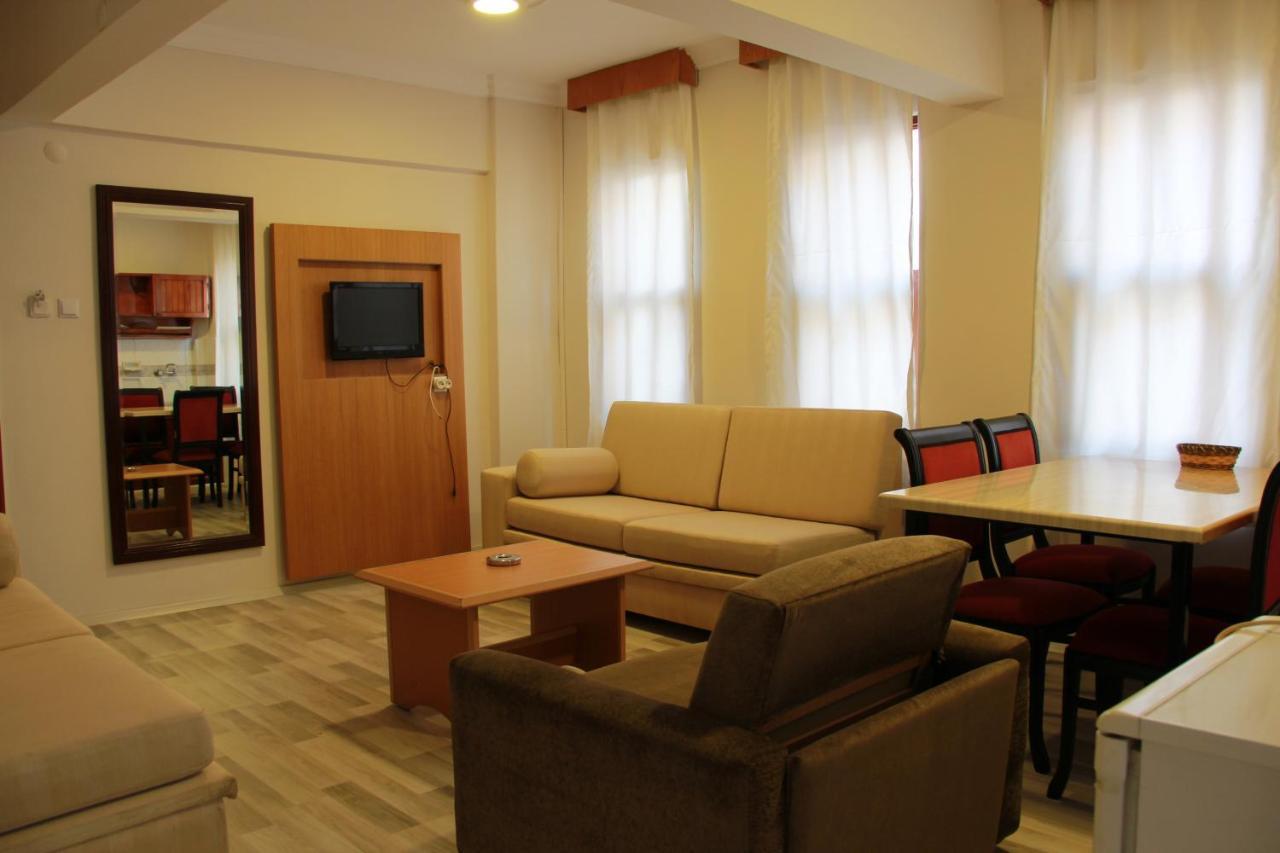 אלאניה Luxor Apartments מראה חיצוני תמונה